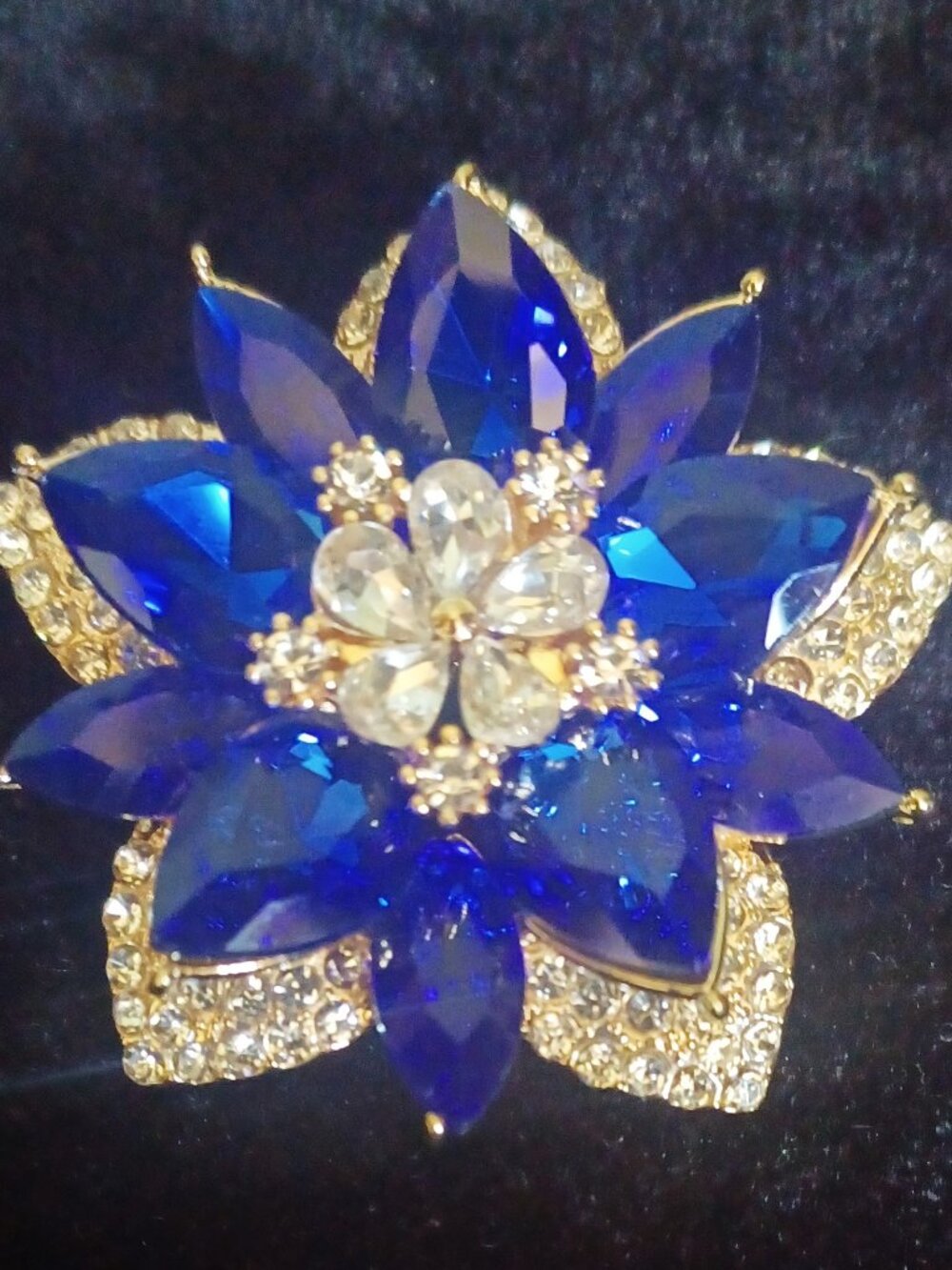 Talk about Bling!  Blue Sparkling Brooch!!